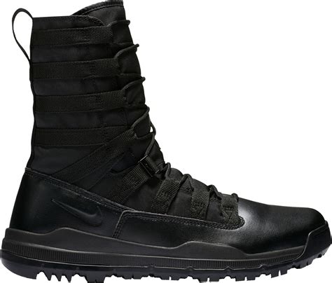 nike boots men size 14.